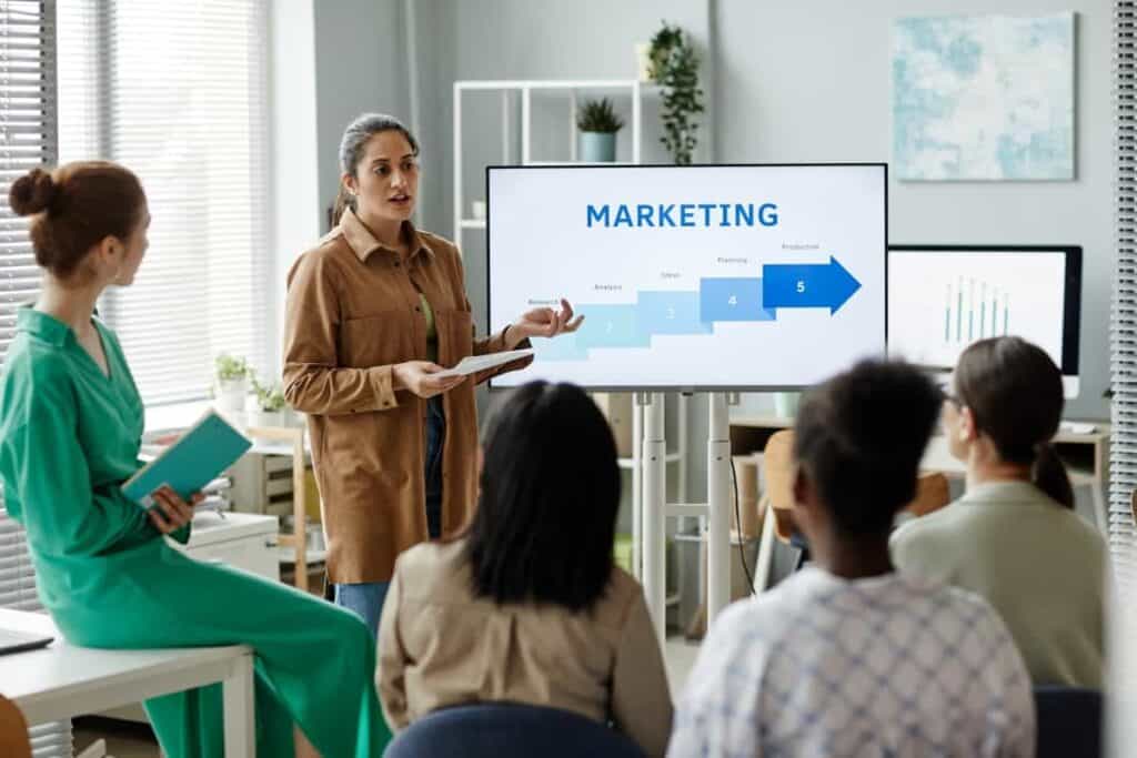 Marketingstrategieën voor productie- en industriële dienstverlenende bedrijven